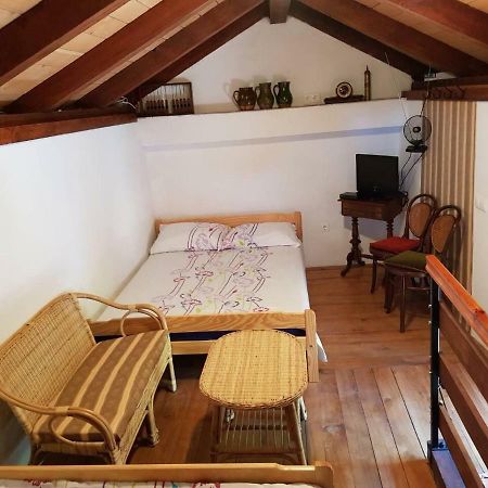 Holiday Home Banalu Ядраново Екстериор снимка