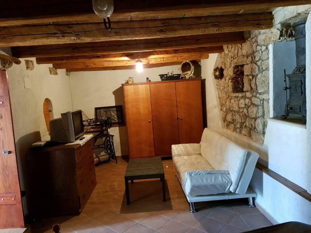 Holiday Home Banalu Ядраново Екстериор снимка